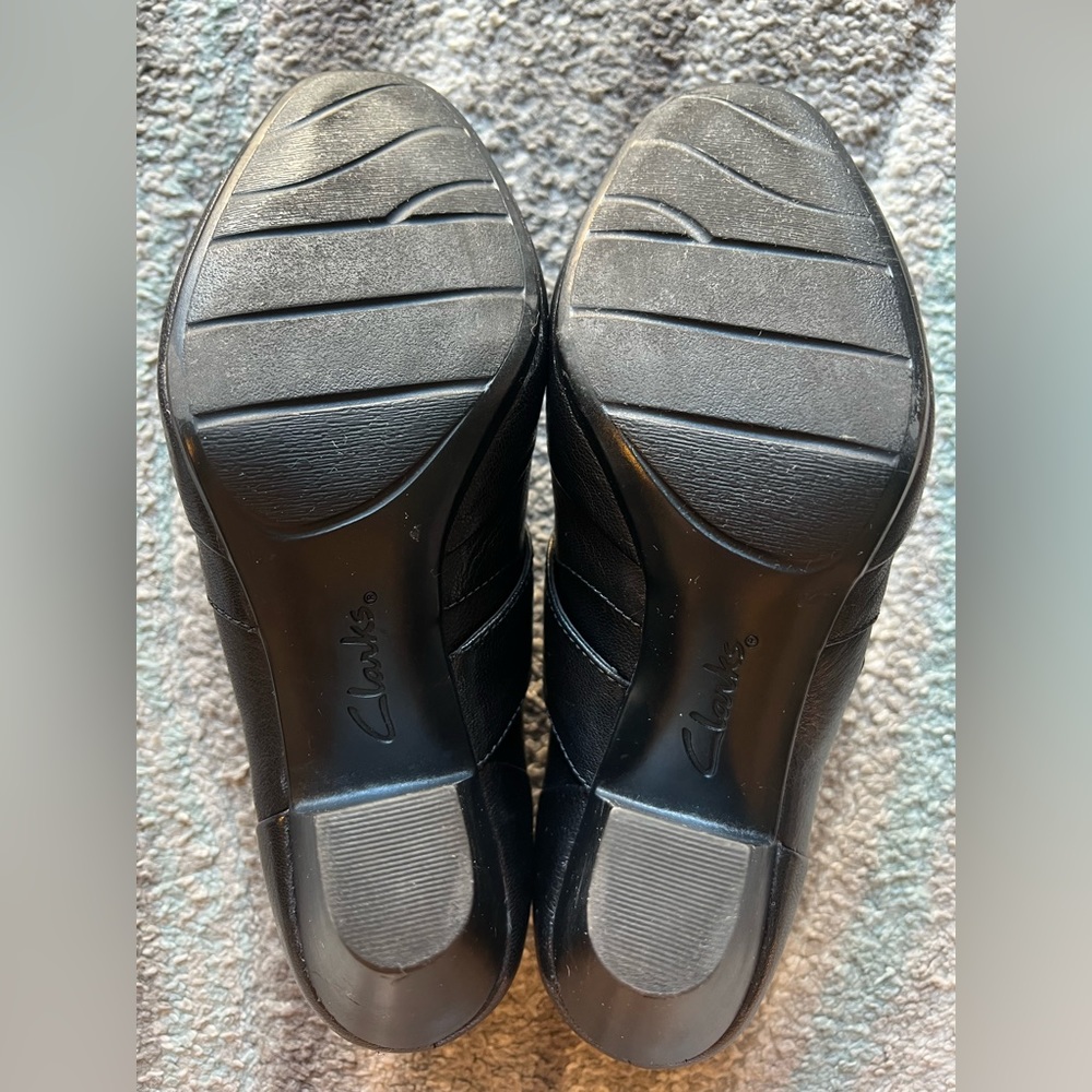 Clarks women’s size 9 Black Bendable’s - Picture 5 of 6